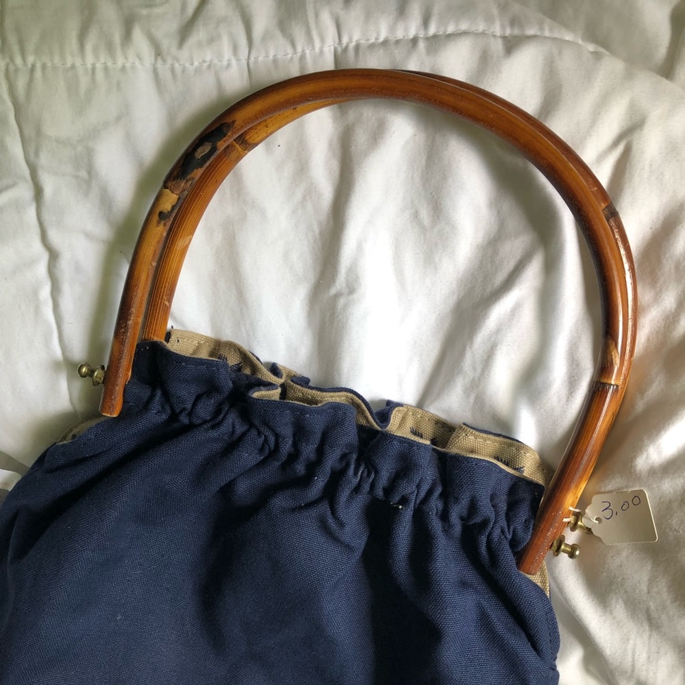 Handbag - Picture 2 of 6